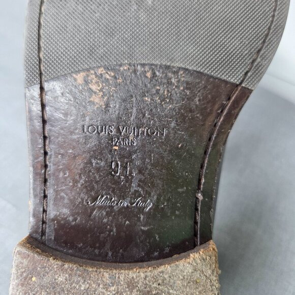 Men\'s Louis Vuitton Gray Grained Leather Logo Loafers - Size 9 M - Includes COA main image 13